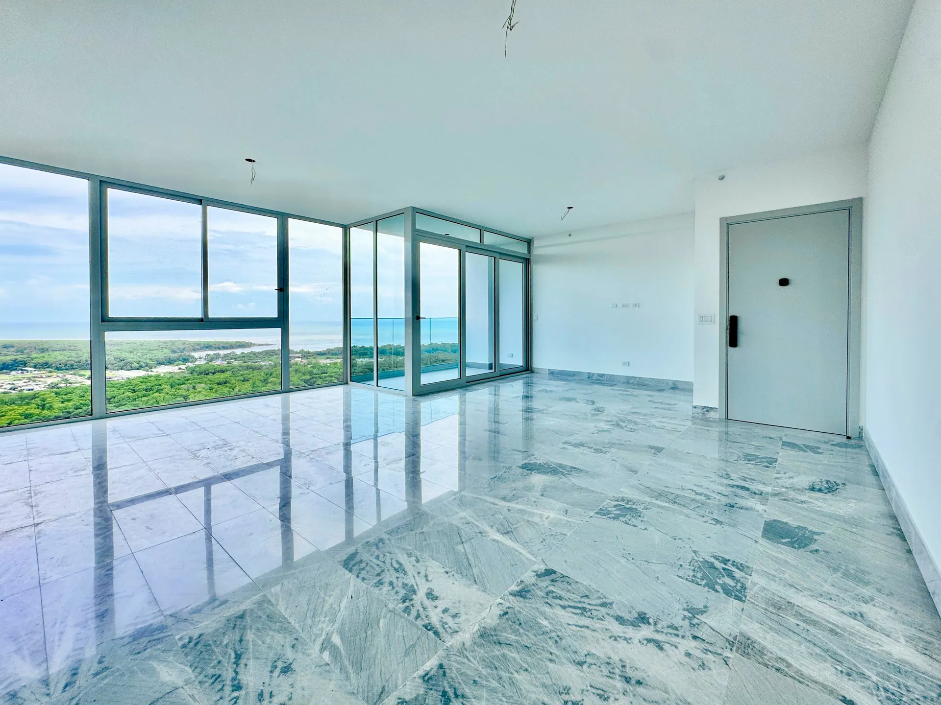 Alquiler de apartamento en Santa Maria, Ph The Ivy — 1 de 17