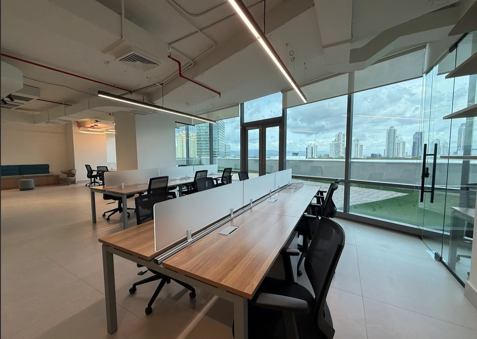 Alquiler de Oficina Financial Park — 1 de 10
