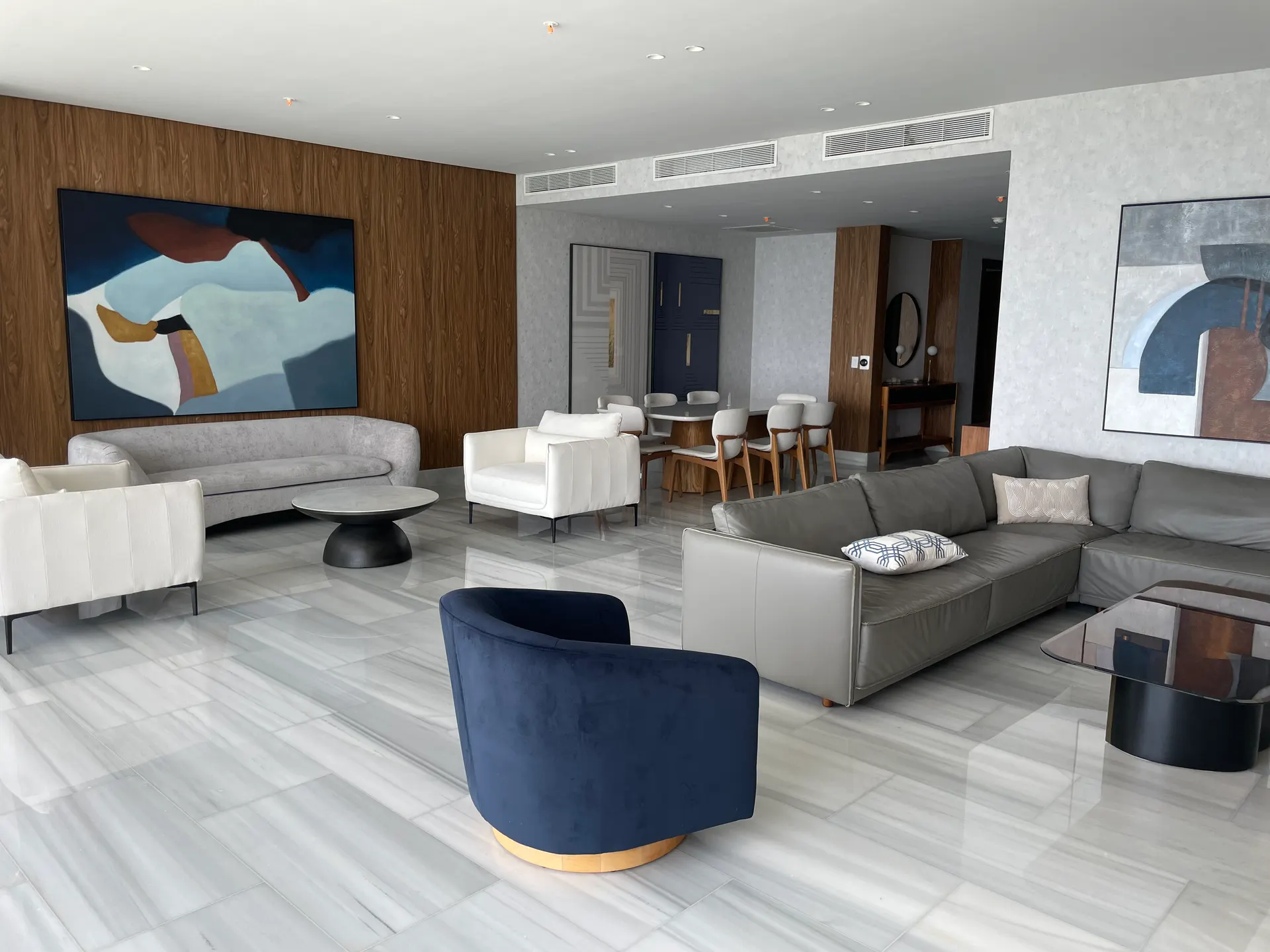 Alquiler o Venta de Apartamento - Ph The Towers — 1 de 13