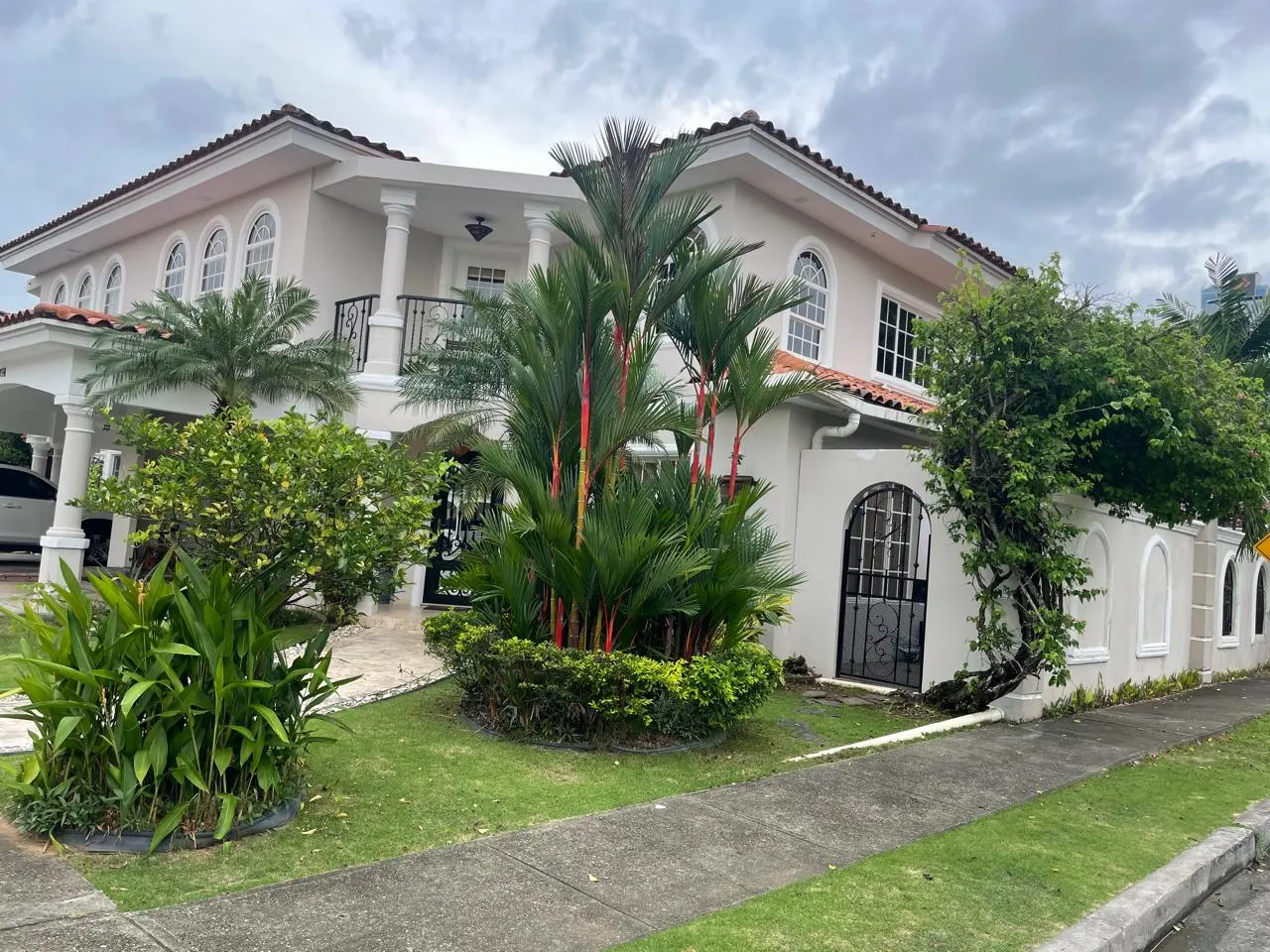 Costa del Este - Casa en Alquiler en Costa Bay — 1 de 30