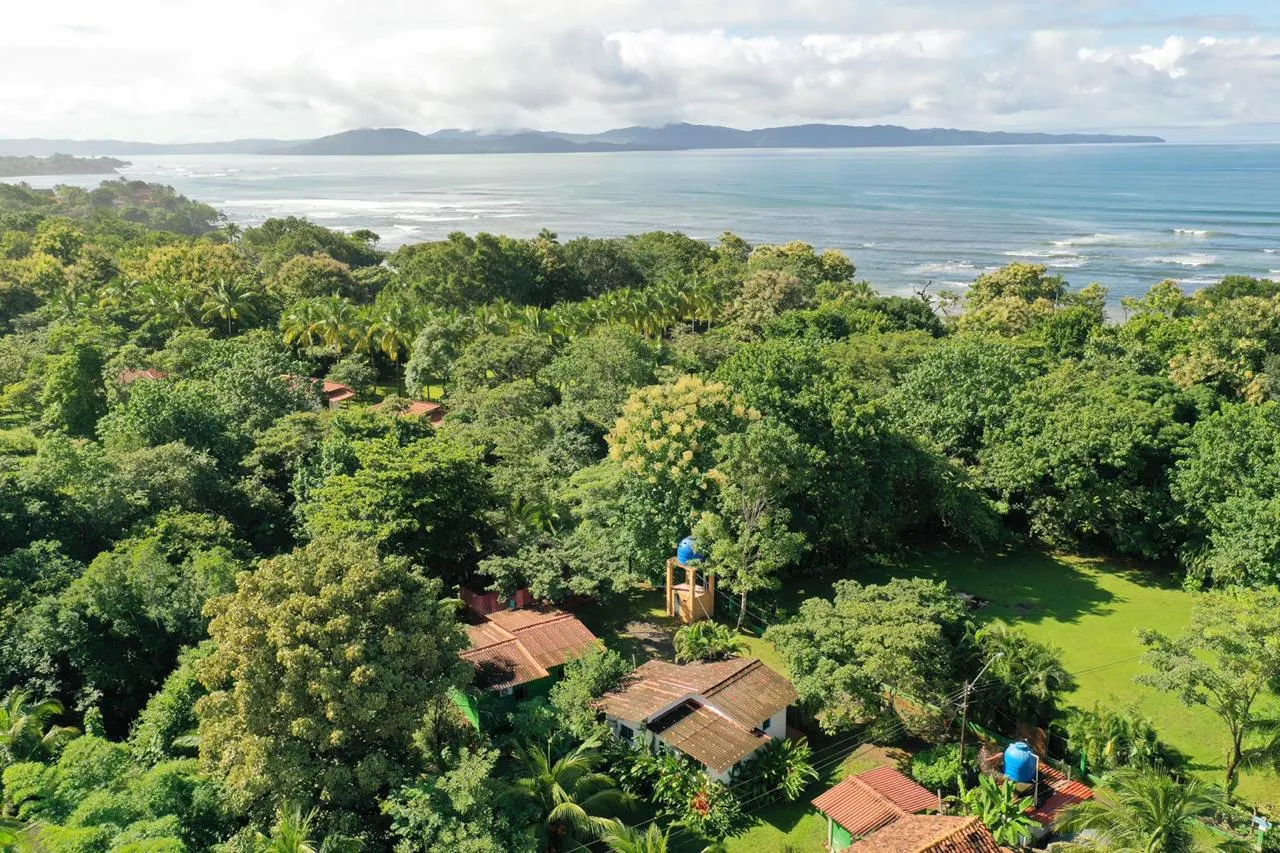 Santa Catalina Veraguas - Venta de Casas de Playa en Casa Maya — 1 de 28